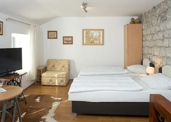 Old Town Gverovic * דוברובניק