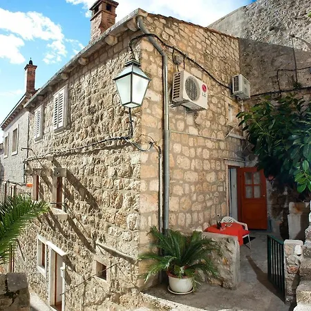 Old Town Gverovic Apartman